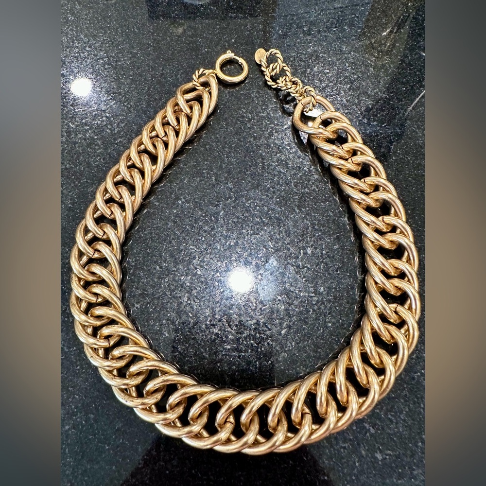 Elizabeth Cole Chunky Gold Link Statement Necklace - Picture 2 of 16